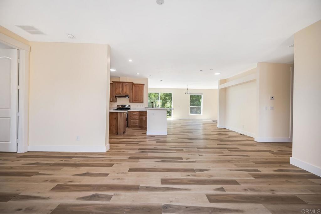 14053 McNally Road Valley Center, CA 92082 - Photo 8 of 51 ENTRY area is very OPEN