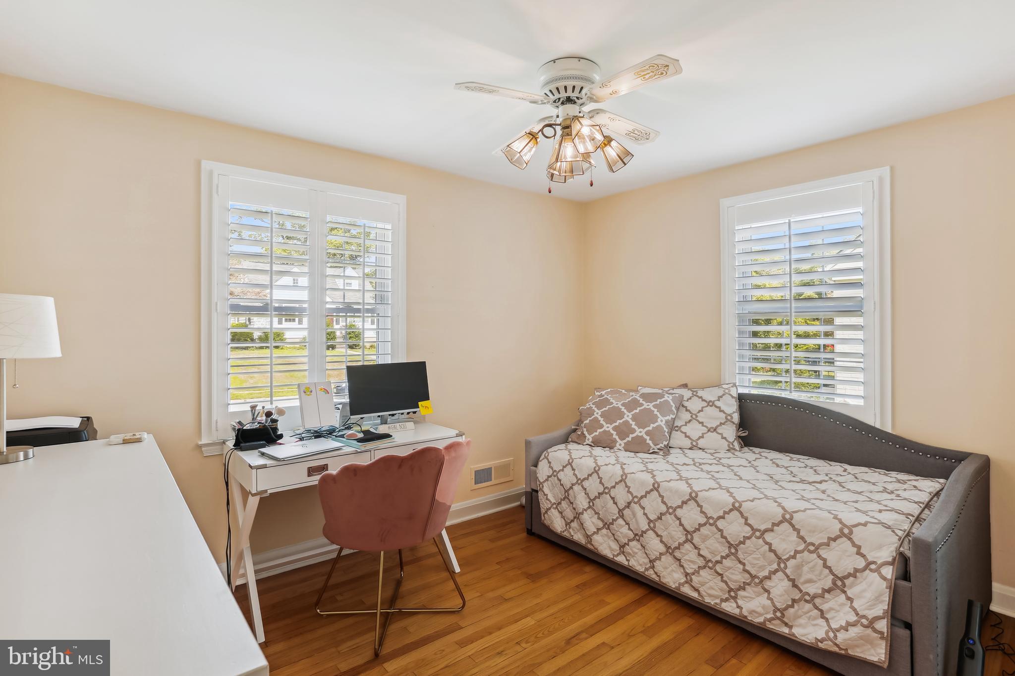 503 Overcrest Road Towson, MD 21286 - Photo 12 of 28 BEDROOM 1 - MAIN LEVEL