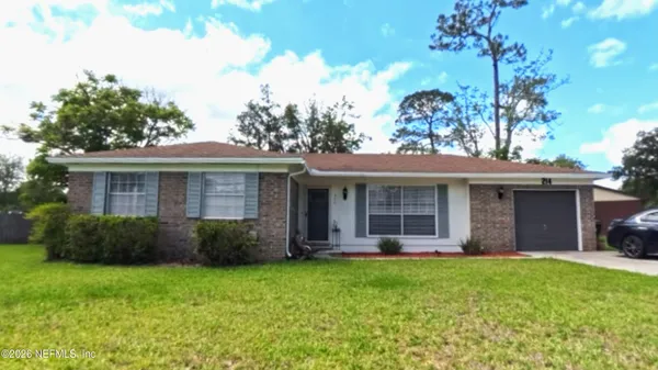 $274,900 | 214 East Teakwood Circle, Middleburg, FL 32068