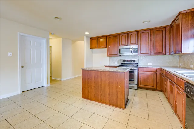 $2,200 | 16718 Mackenzie Mesa Drive, Spring, TX 77379