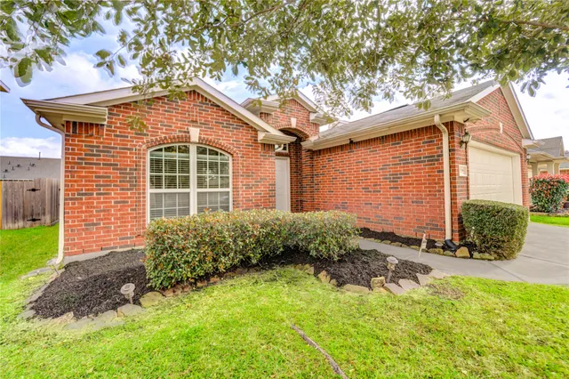 $2,200 | 16718 Mackenzie Mesa Drive, Spring, TX 77379