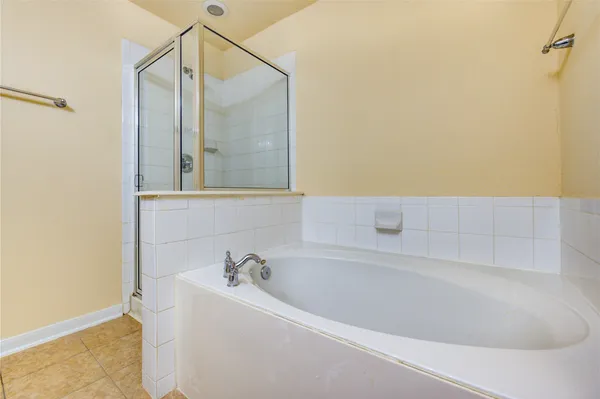 $2,200 | 16718 Mackenzie Mesa Drive, Spring, TX 77379