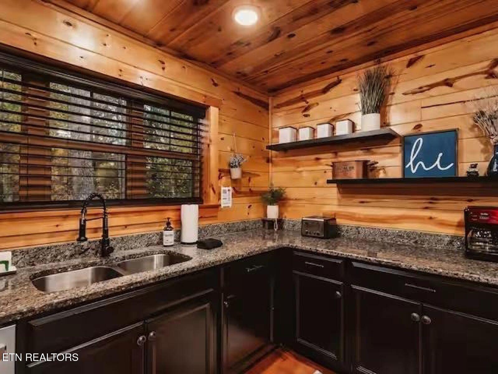 4536 Powdermill Estates Road Sevierville, TN 37876 - Photo 13 of 42 14