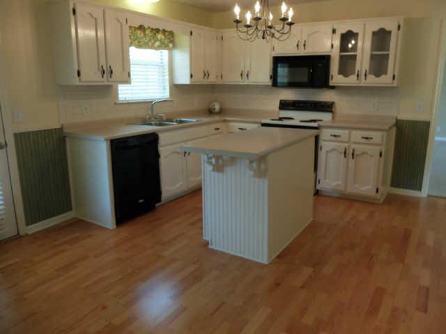 5009 Sam Davis Road Smyrna, TN 37167 - Photo 5 of 12 Kitchen with center island