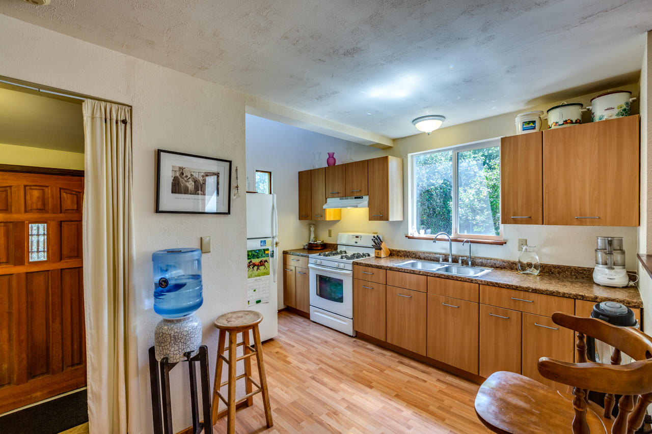 1952 Locke Street Arcata, CA 95521 - Photo 27 of 84