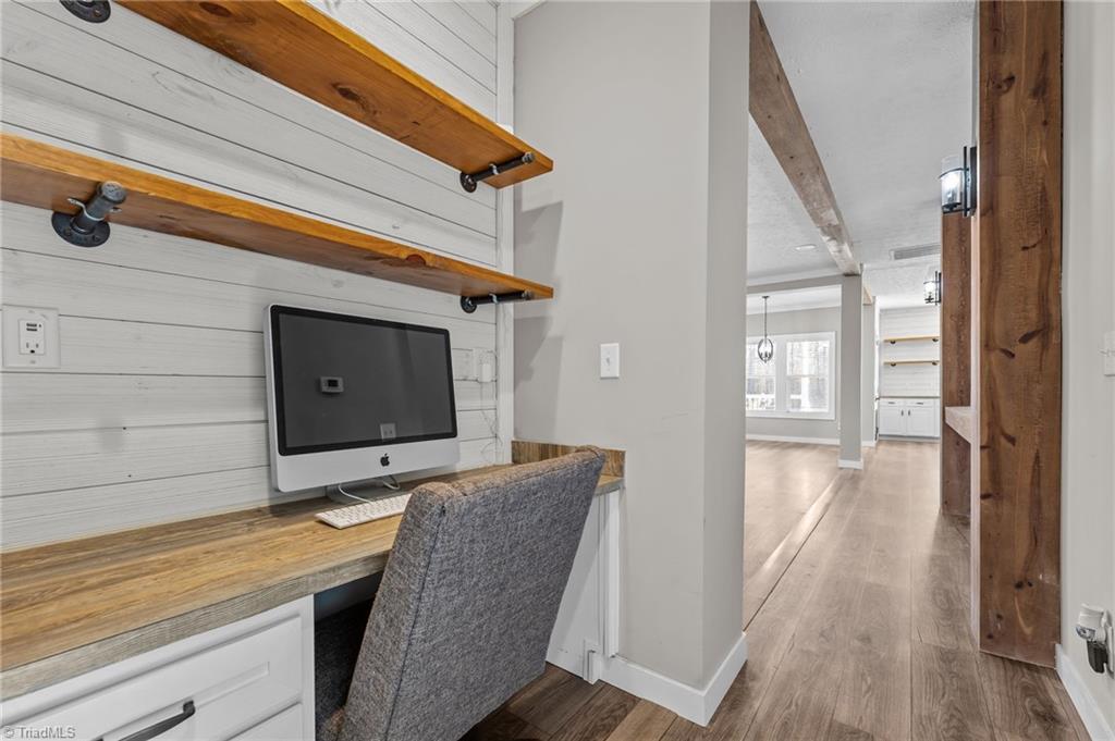 4100 Presbyterian Road Greensboro, NC 27406 - Photo 14 of 40 Office Nook