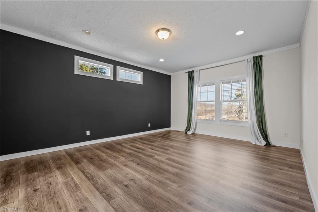 4100 Presbyterian Road Greensboro, NC 27406 - Photo 20 of 40 Massive Primary Bedroom