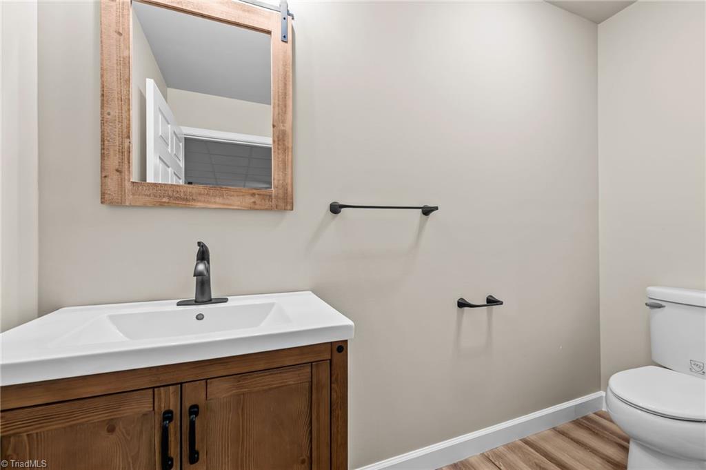 4100 Presbyterian Road Greensboro, NC 27406 - Photo 30 of 40 Basement Full Bath