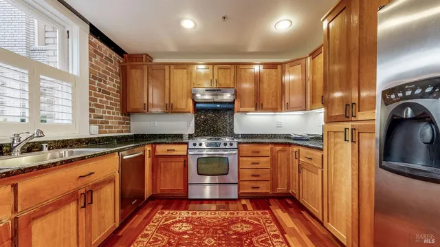 $749,000 | 331 Keller Street, Unit 11, Petaluma, CA 94952