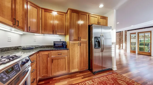 $749,000 | 331 Keller Street, Unit 11, Petaluma, CA 94952