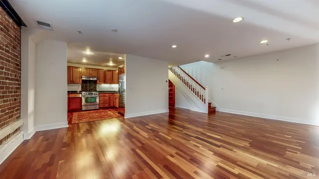 $749,000 | 331 Keller Street, Unit 11, Petaluma, CA 94952