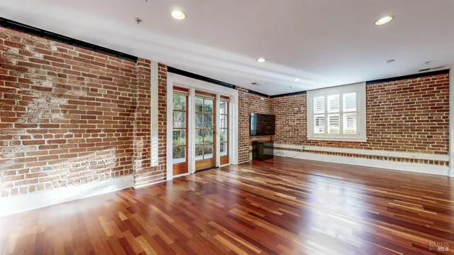 $749,000 | 331 Keller Street, Unit 11, Petaluma, CA 94952