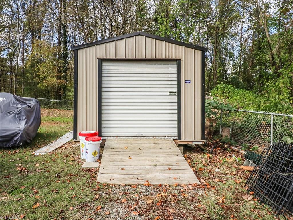1624 Pecan Road Reidsville, NC 27320 - Photo 28 of 29 Storage building