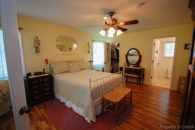 353 Sibleys Landing Road Saluda, VA 23149 - Photo 23 of 27