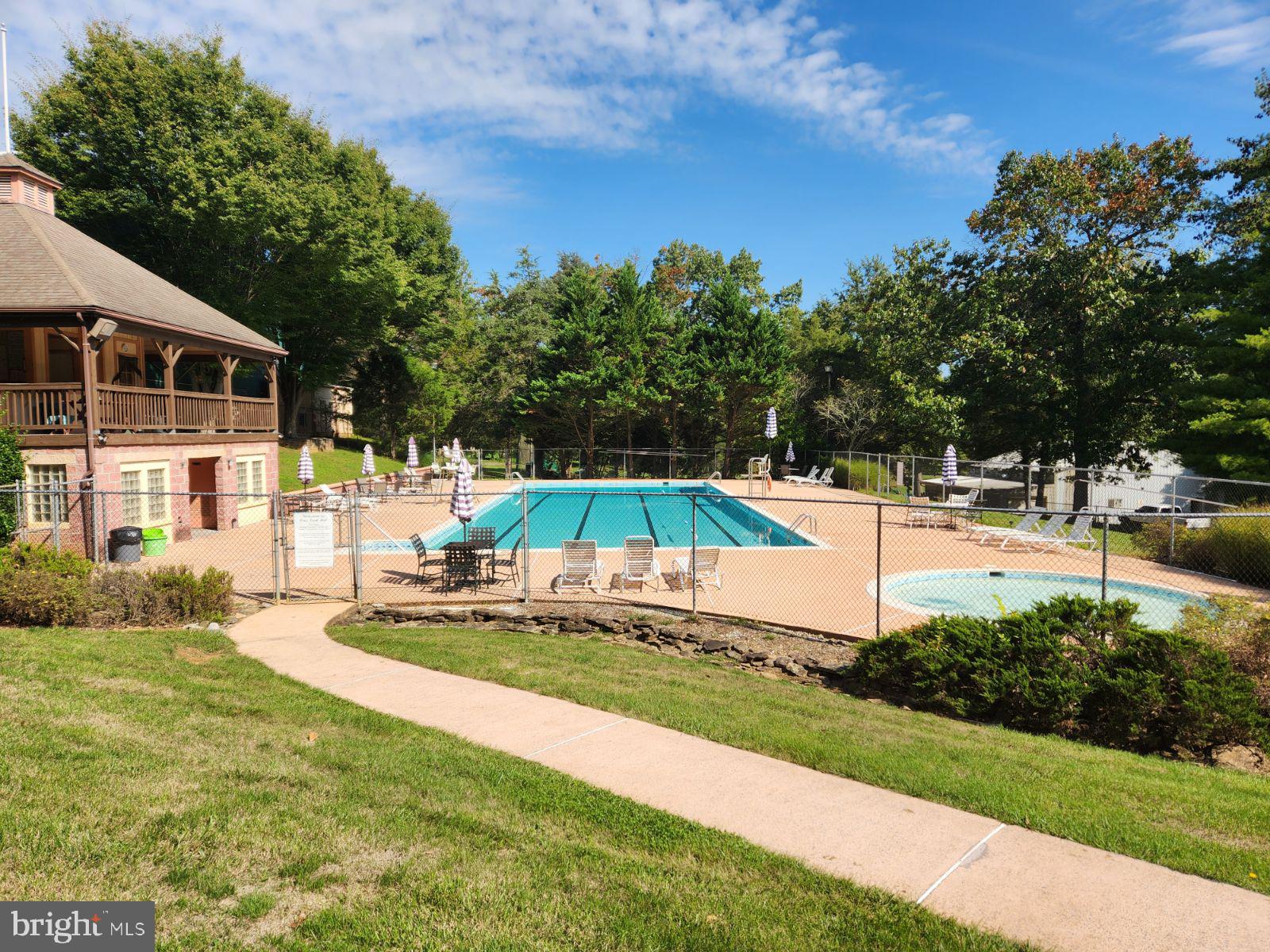 Reachcliff Shepherdstown, WV 25443 - Photo 9 of 13 Country Club pool
