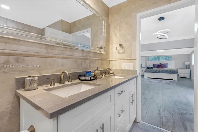 $1,199,900 | 1984 Windward Drive, Lauderdale-by-the-Sea, FL 33062