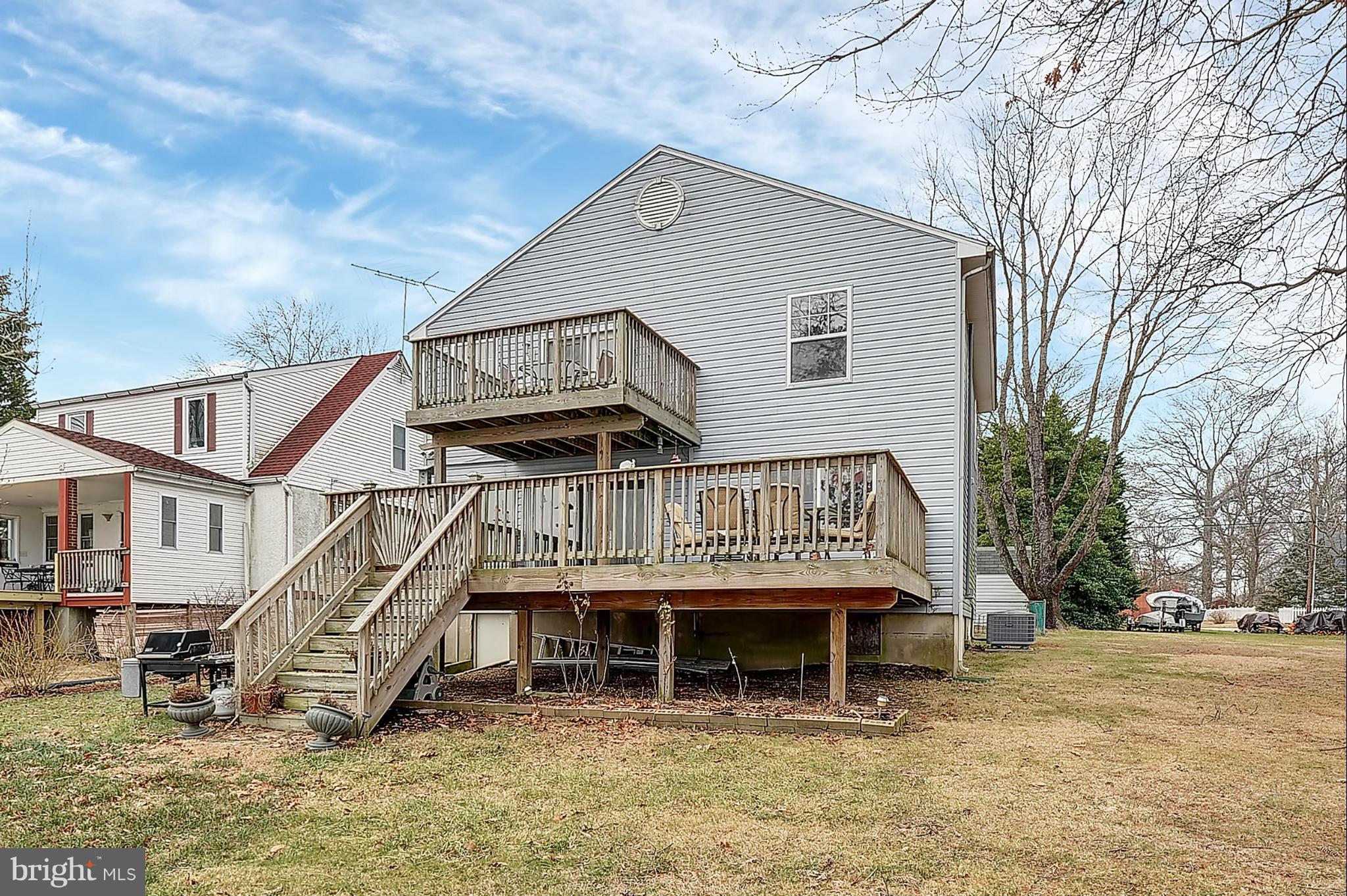 921 Sue Grove Road Baltimore, MD 21221 - Photo 4 of 28 Exterior (Front)