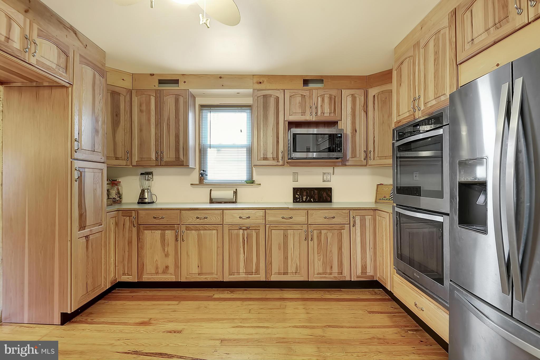 921 Sue Grove Road Baltimore, MD 21221 - Photo 8 of 28 Kitchen