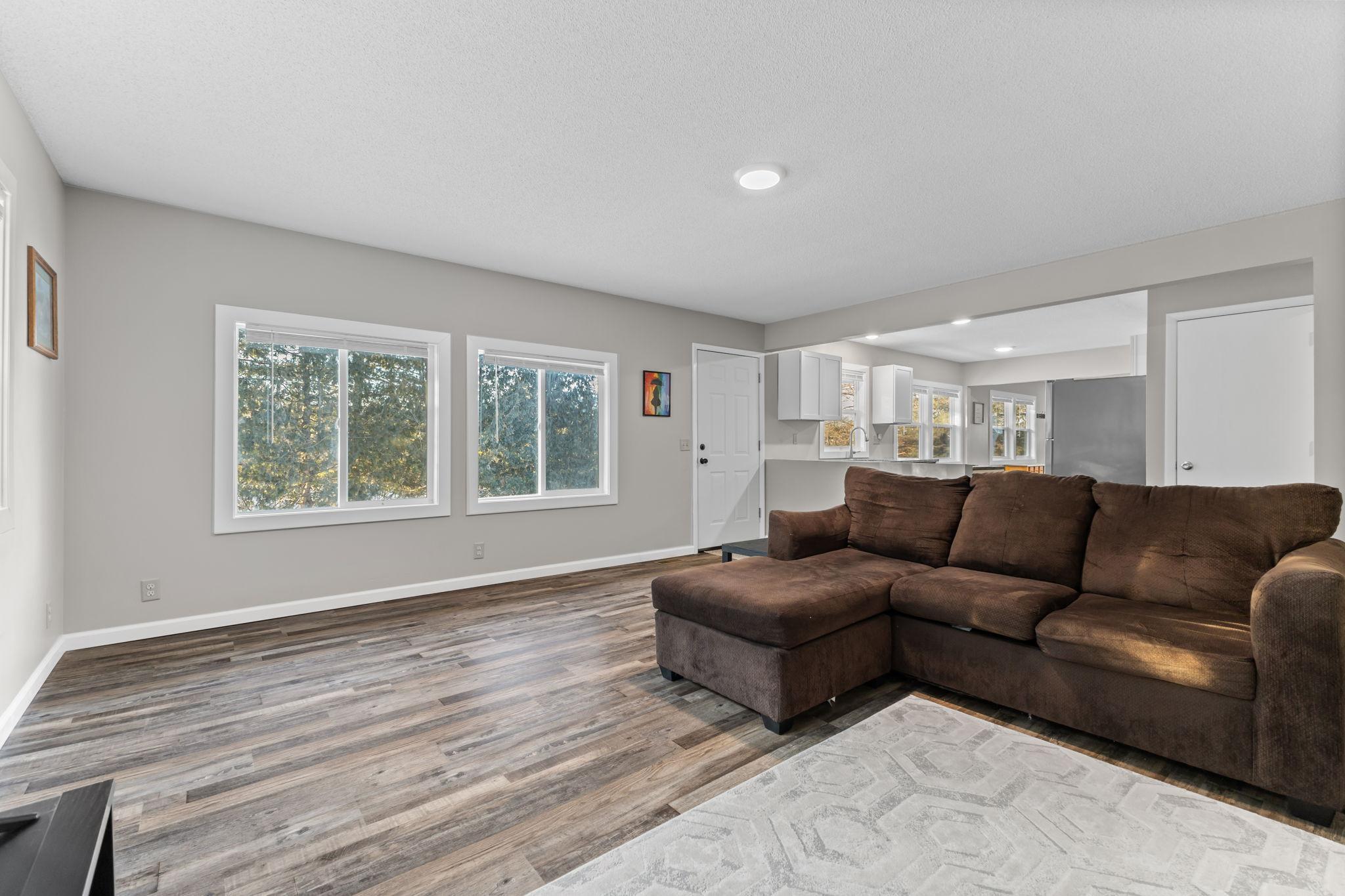 5843 Alpine Drive Ramsey, MN 55303 - Photo 7 of 30