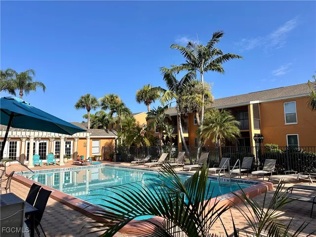 $1,500 | 12650 Kenwood Lane, Unit A, Fort Myers, FL 33907