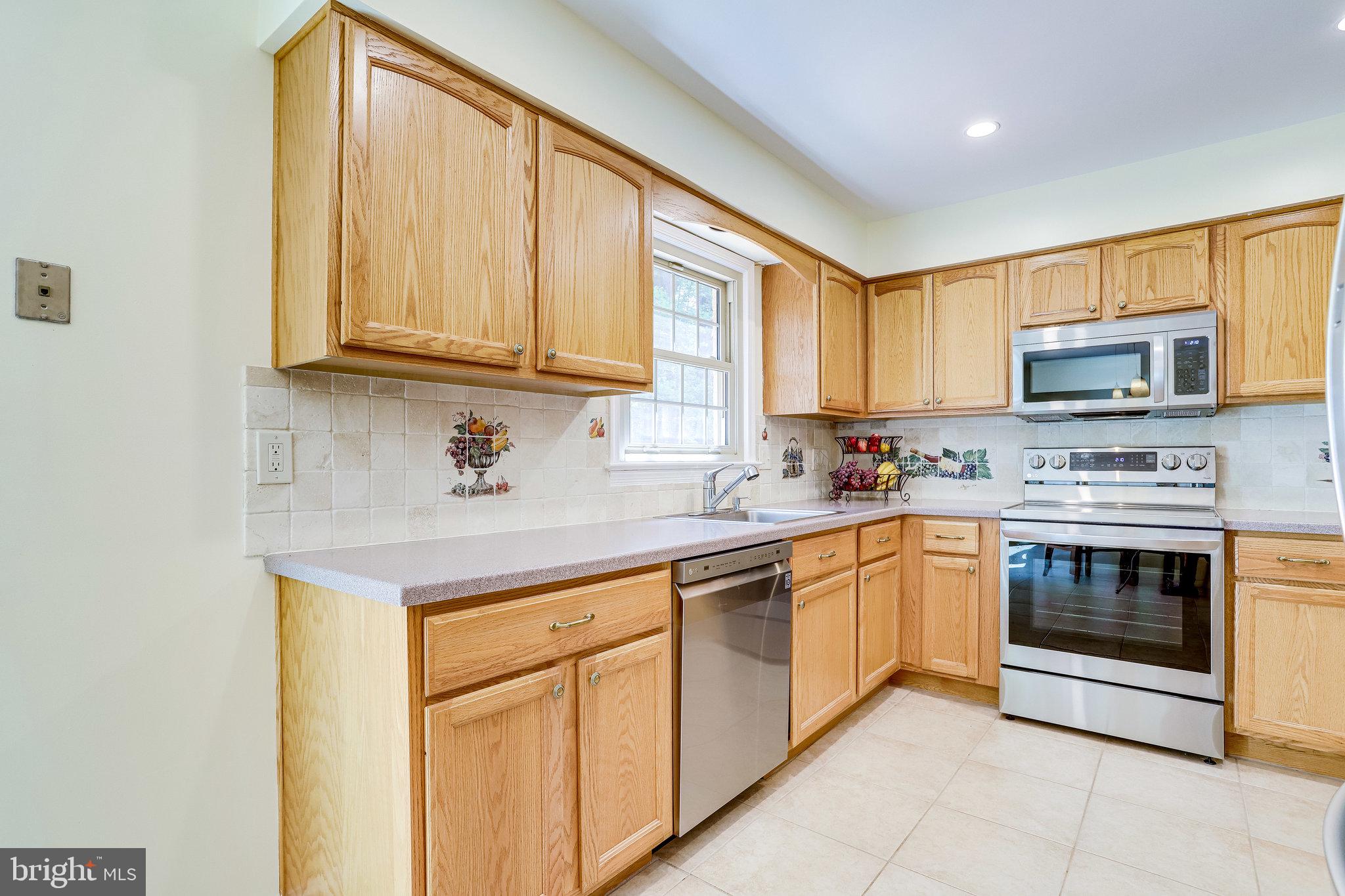 7947 Hidden Bridge Drive Springfield, VA 22153 - Photo 16 of 61