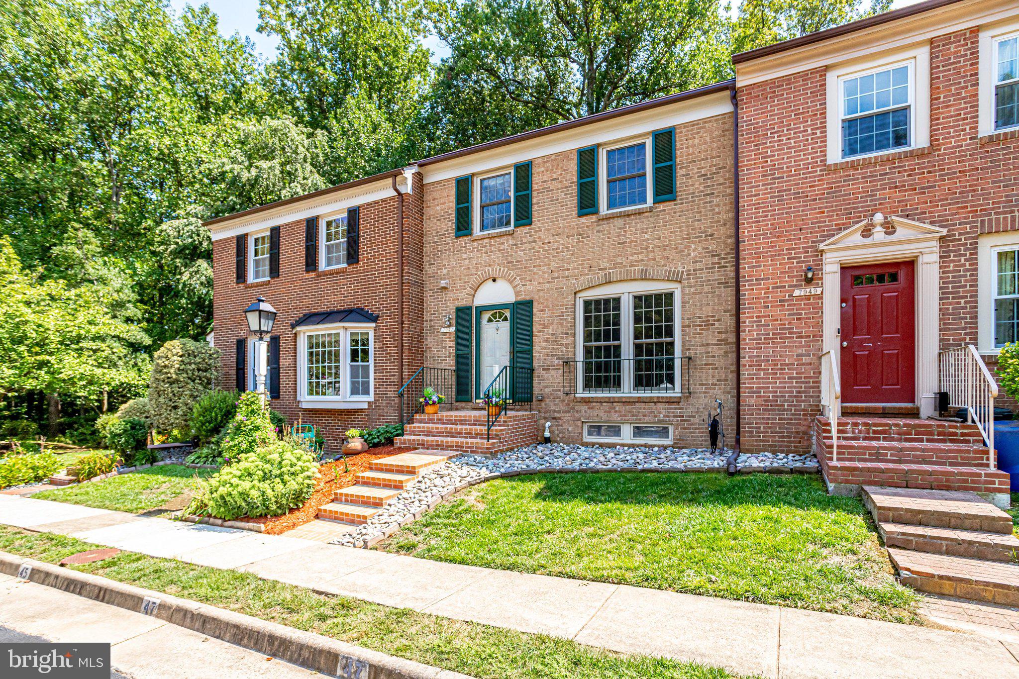 7947 Hidden Bridge Drive Springfield, VA 22153 - Photo 3 of 61