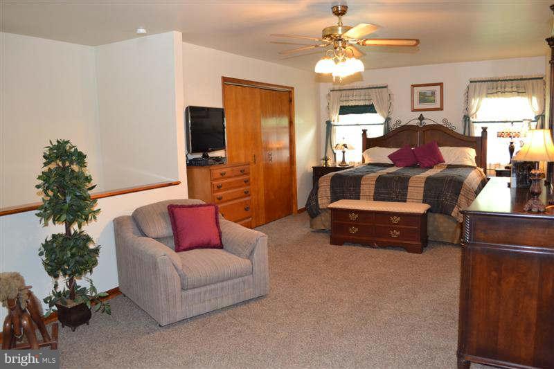 727 Medway Road Hagerstown, MD 21740 - Photo 15 of 30 Master Suite