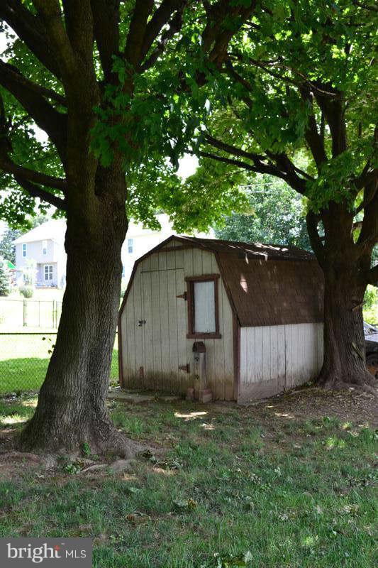 727 Medway Road Hagerstown, MD 21740 - Photo 29 of 30 Fully Fenced Yard with Shed