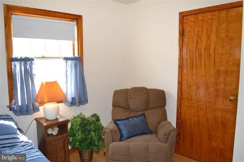 727 Medway Road Hagerstown, MD 21740 - Photo 10 of 30 Bedroom 2