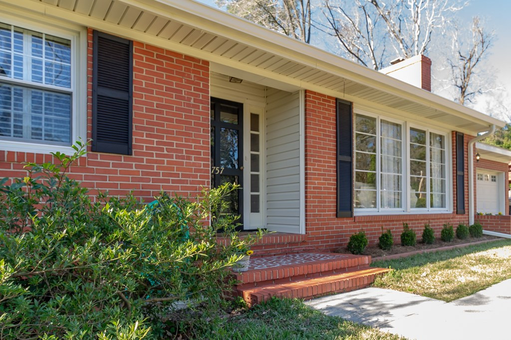 757 Lancaster Road Augusta, GA 30909 - Photo 1 of 5