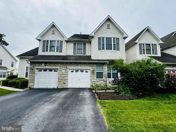 $620,000 | 27 Lincoln Drive, Downingtown, PA 19335