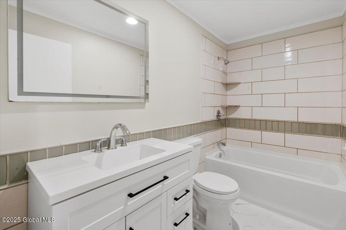 452 Blue Factory Road Poestenkill, NY 12018 - Photo 27 of 36 16-MW2_9264