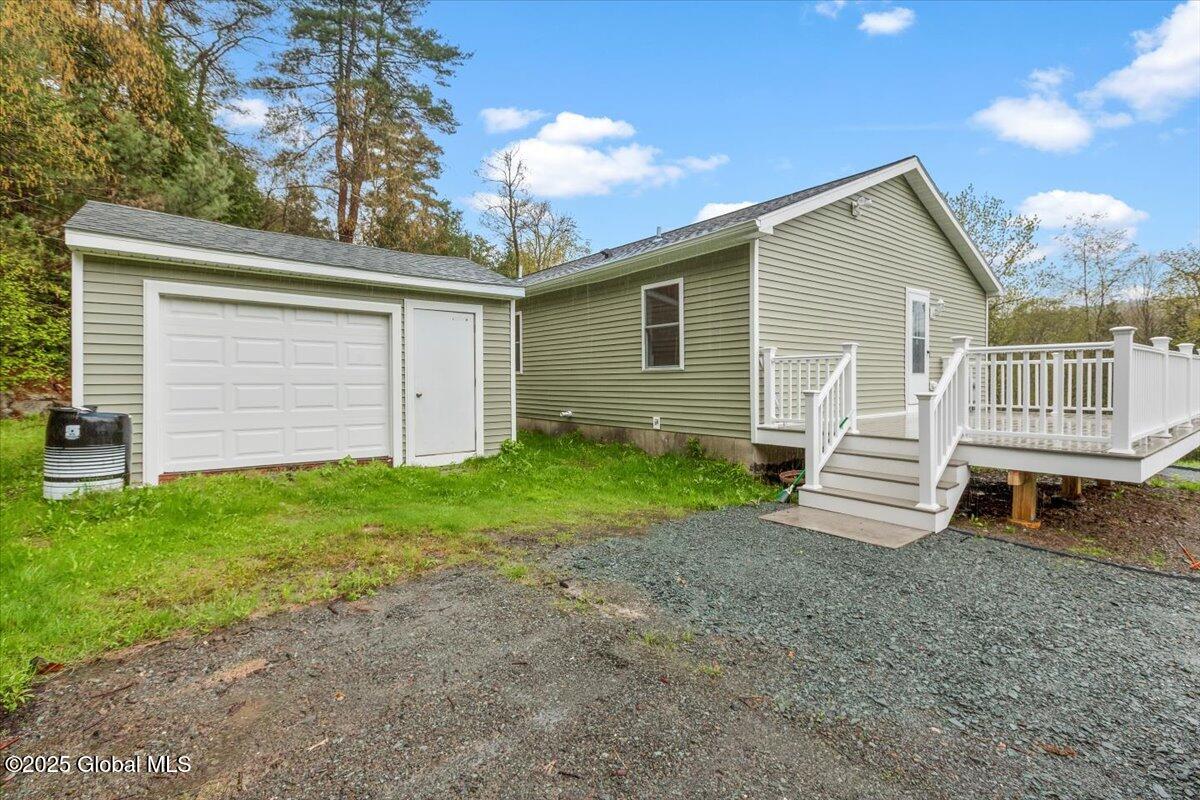 452 Blue Factory Road Poestenkill, NY 12018 - Photo 4 of 36 34-MW2_9350