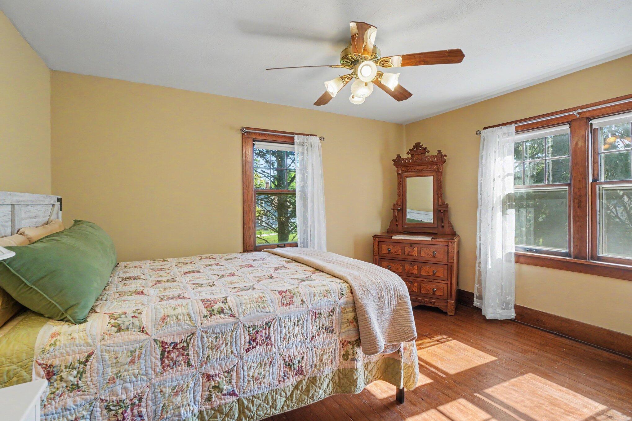 560 State Street Holland, MI 49423 - Photo 20 of 45 021_file_6534