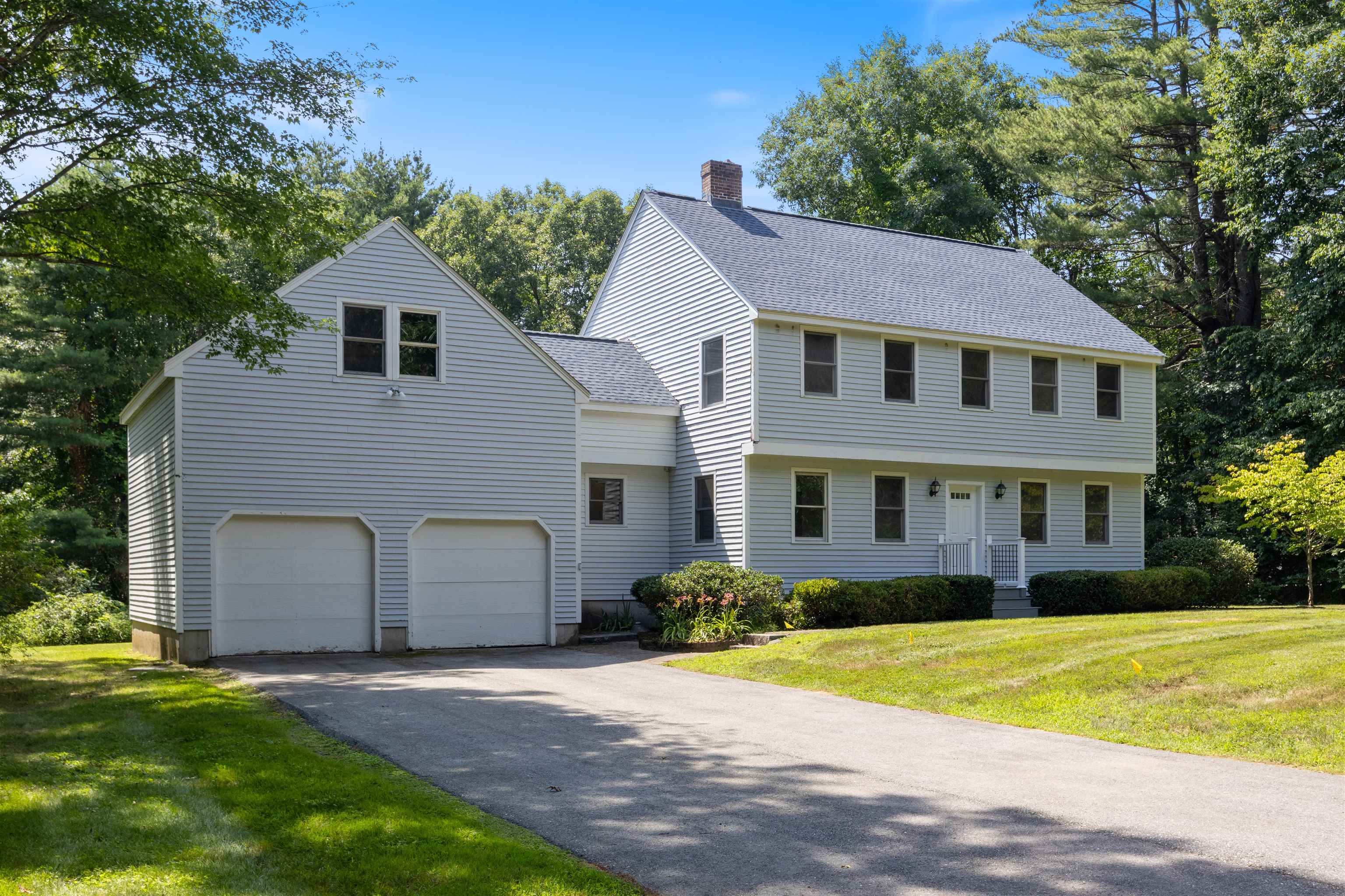 5 Huntington Place Hampton, NH 03842 - Photo 1 of 47