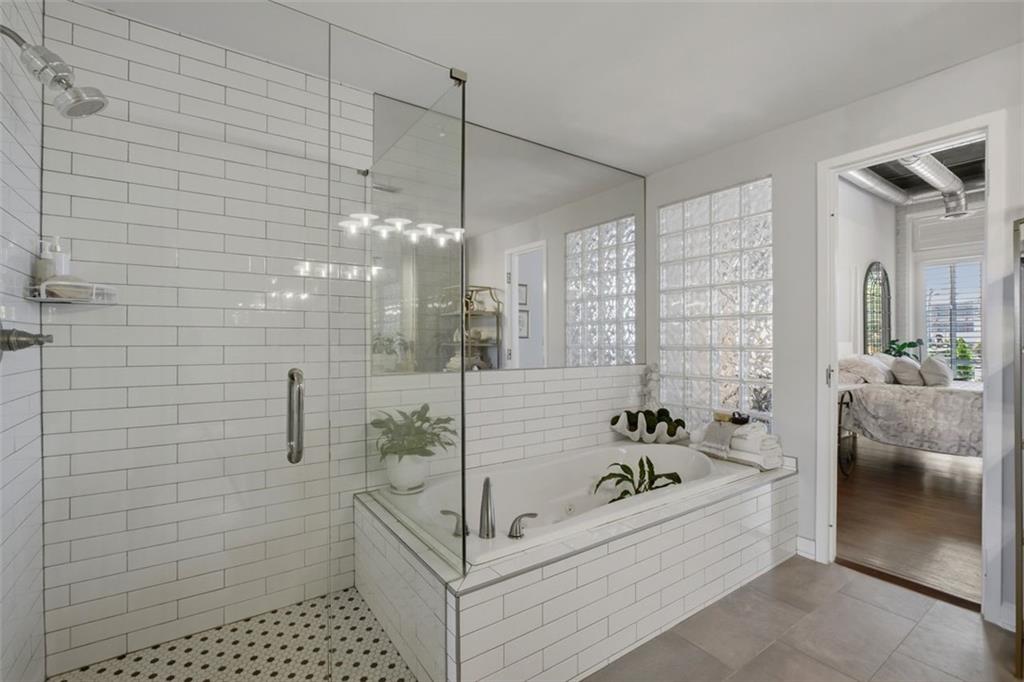 3235 Roswell Road Northeast, Unit 402 Atlanta, GA 30305 - Photo 17 of 35