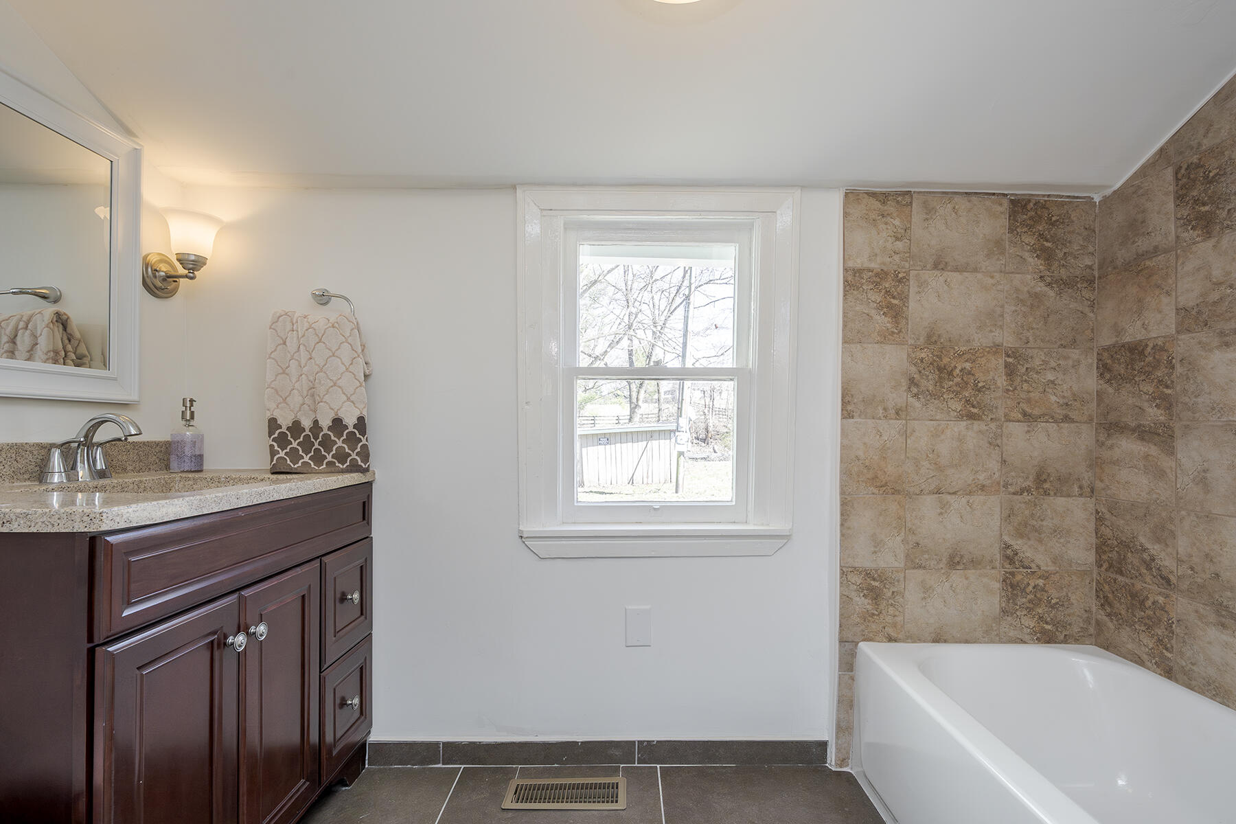2567 Kennedy Bridge Road Lancaster, KY 40444 - Photo 13 of 30 2567kennedy13