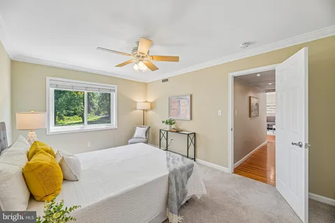 $240,000 | 3220 South 28th Street, Unit 304, Alexandria, VA 22302