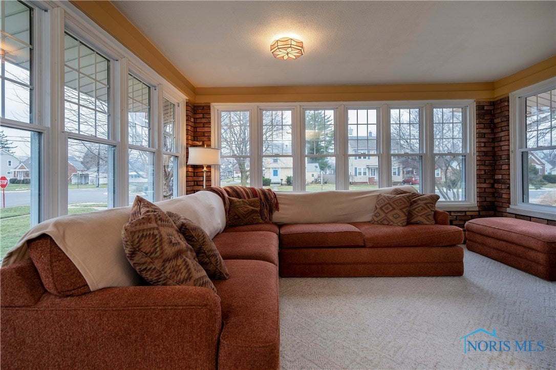 402 Eagle Point Road Rossford, OH 43460 - Photo 24 of 41 Gallery Image 24