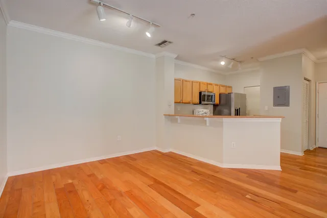 a close view of a bathtub in bathroom