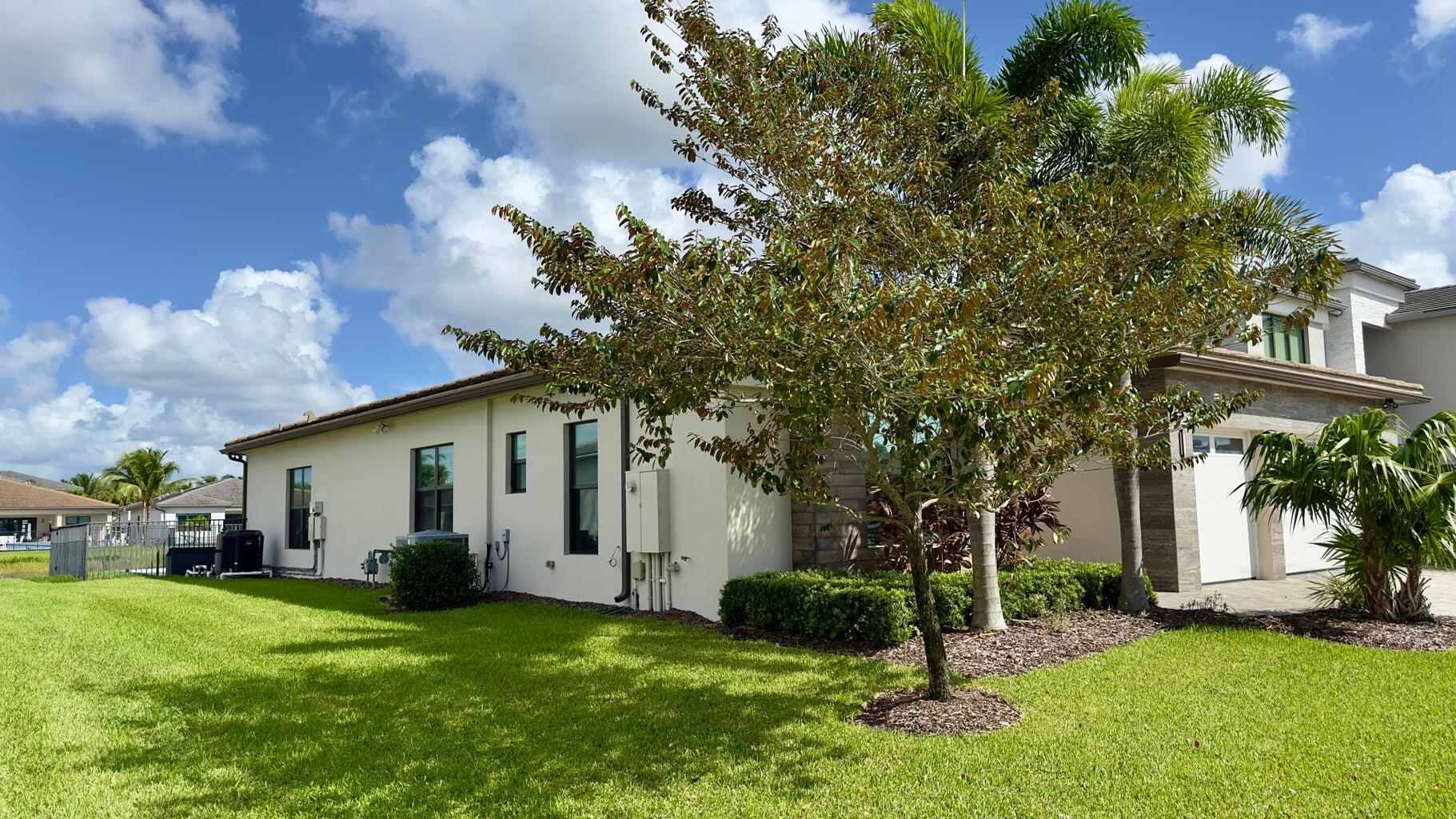 8817 New River Falls Road Boca Raton, FL 33496 - Photo 4 of 54 20241026023714826540000000-o