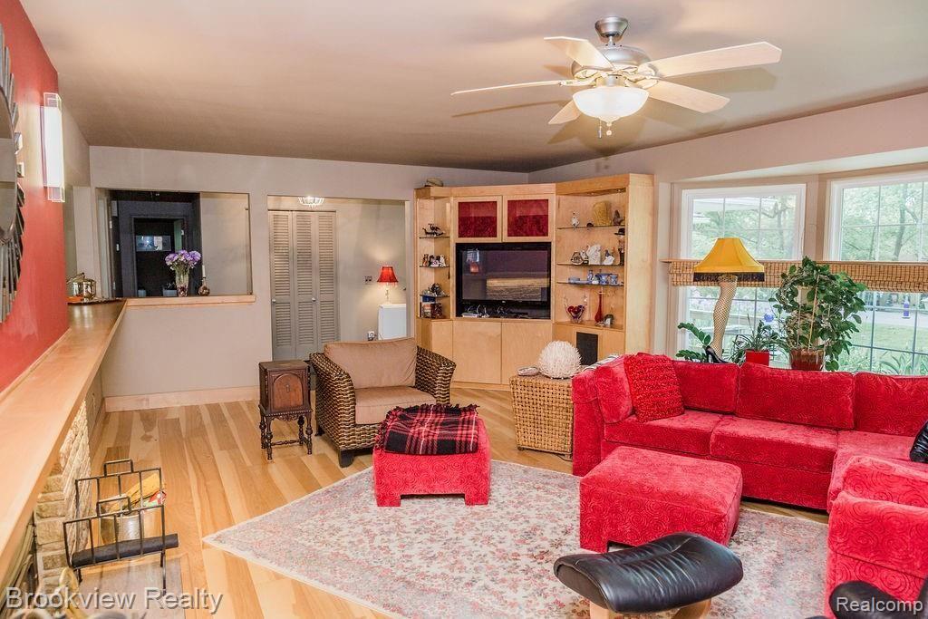2942 Hillendale Drive Rochester Hills, MI 48309 - Photo 7 of 30