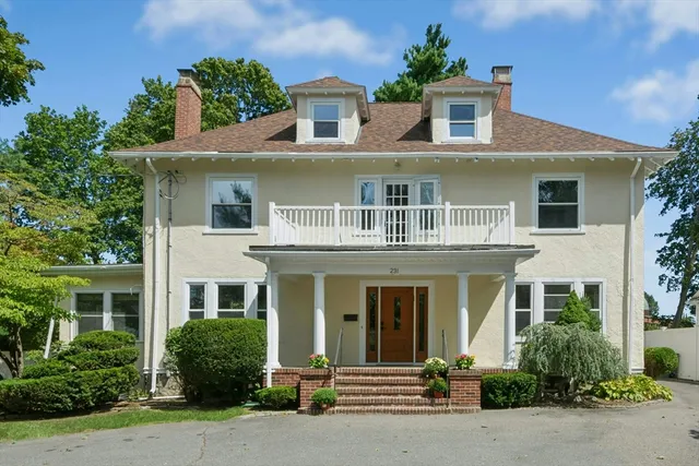 $6,200 | 231 Lagrange Street, Boston, MA 02132