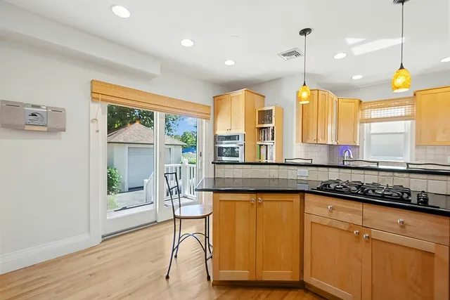 $6,200 | 231 Lagrange Street, Boston, MA 02132