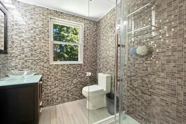 $6,200 | 231 Lagrange Street, Boston, MA 02132