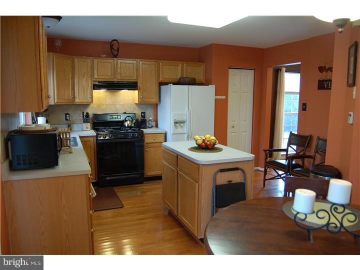 5 East Lexton Road New Castle, DE 19720 - Photo 6 of 25 Kitchen