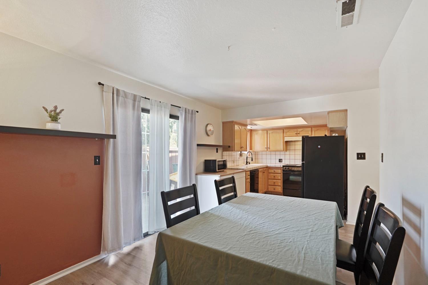 1817 Douglas Road Stockton, CA 95207 - Photo 10 of 30