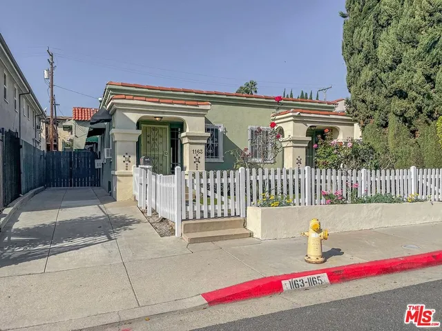 $2,650 | 1163 North Genesee Avenue, West Hollywood, CA 90046