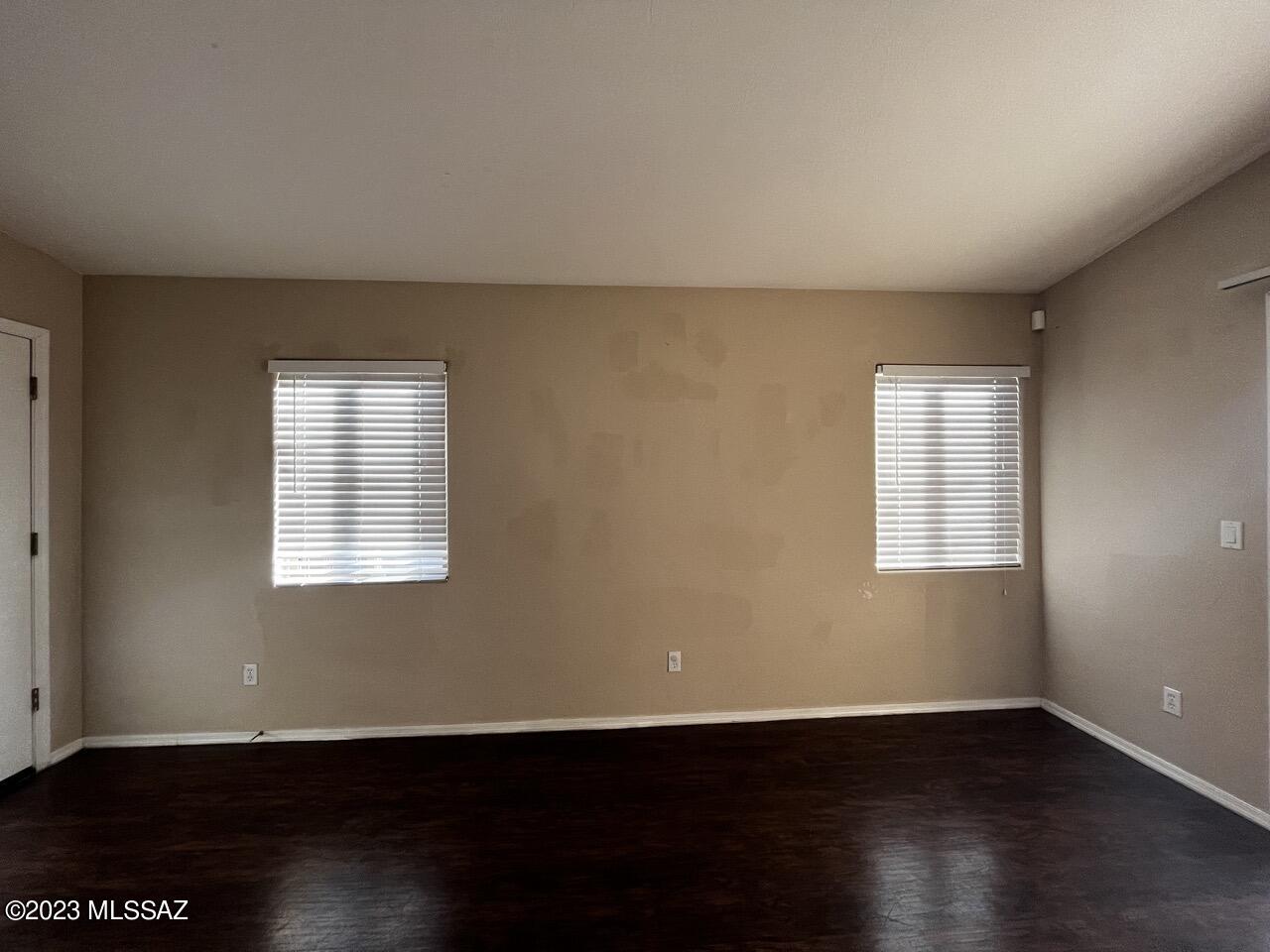 7663 South Meadow Spring Way Tucson, AZ 85747 - Photo 5 of 39