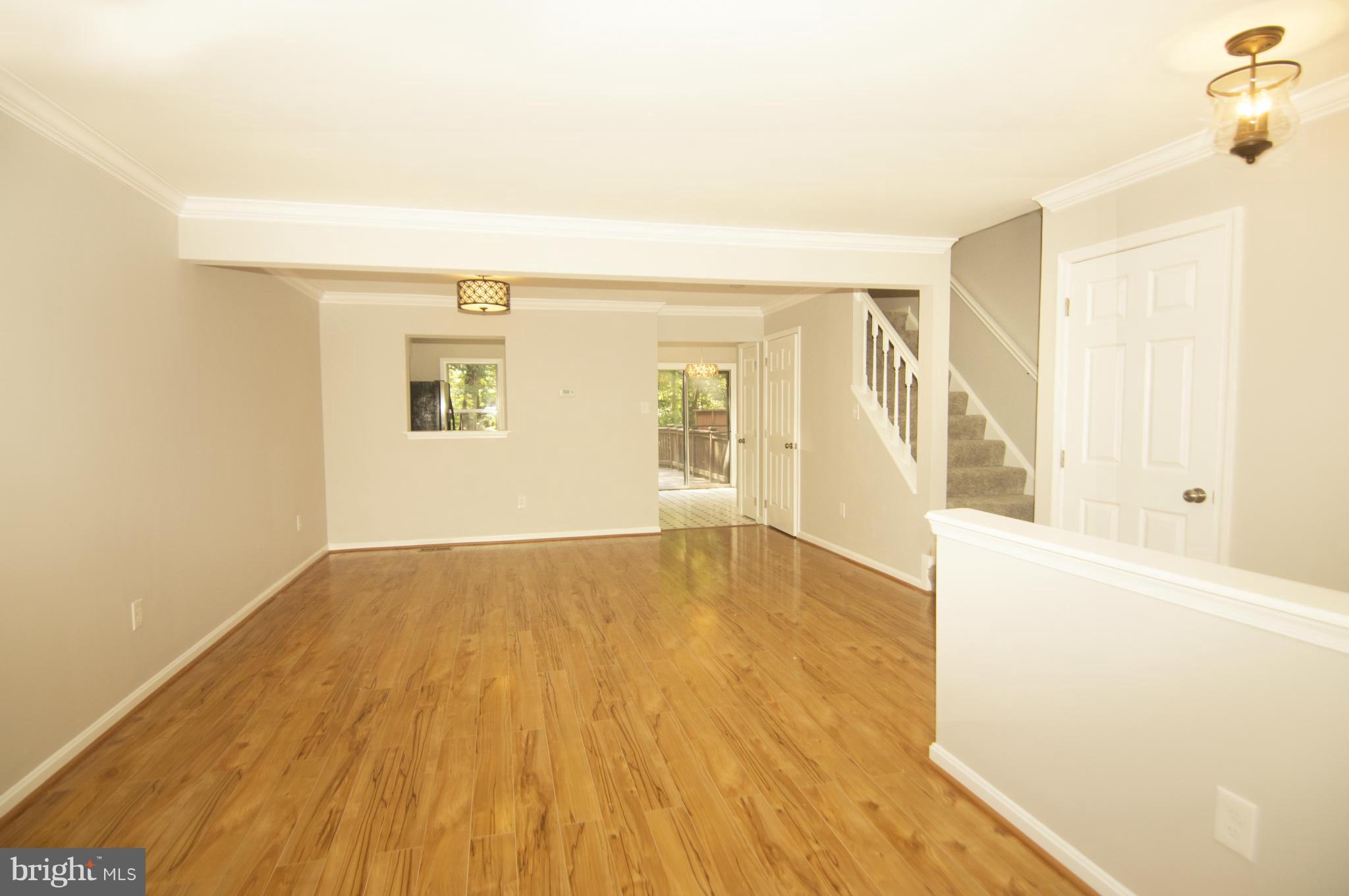 1155 Ingate Road Halethorpe, MD 21227 - Photo 5 of 29 Living Room